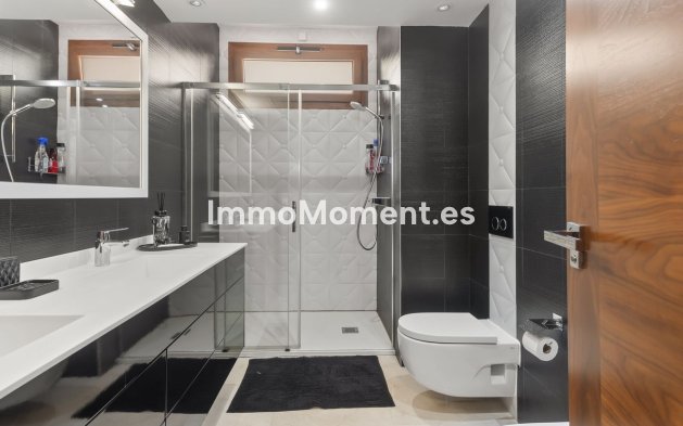 Resale - Detached villa - Benalmadena - Benalmadena Costa