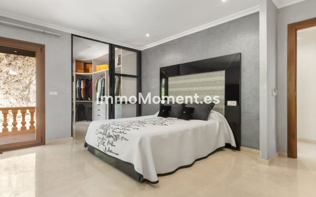 Resale - Detached villa - Benalmadena - Benalmadena Costa