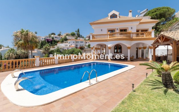 Resale - Detached villa - Benalmadena - Benalmadena Costa