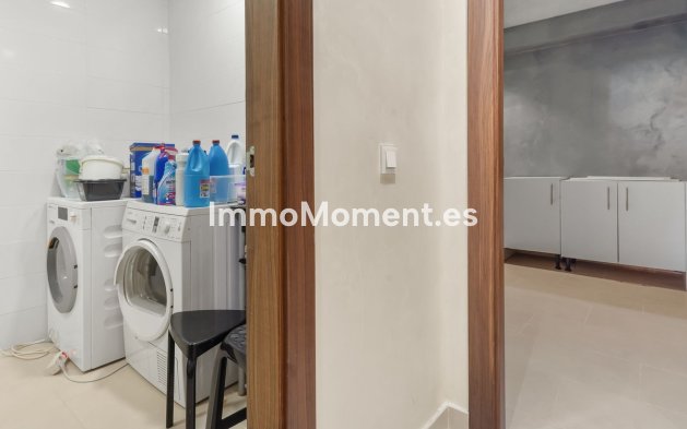 Resale - Detached villa - Benalmadena - Benalmadena Costa