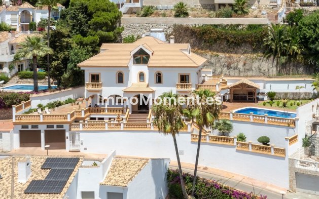 Resale - Detached villa - Benalmadena - Benalmadena Costa