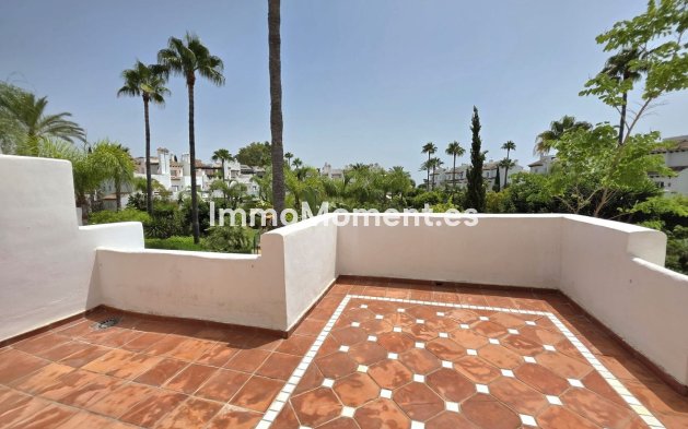 Revente - Maison mitoyenne - Estepona  - Costalita