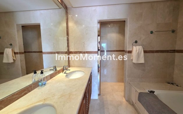 Revente - Maison mitoyenne - Estepona  - Costalita