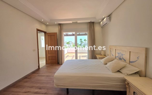 Revente - Maison mitoyenne - Estepona  - Costalita