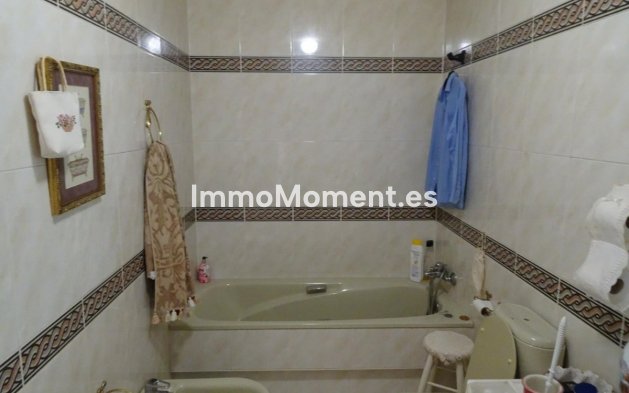 Resale - Apartment - Torremolinos - Montemar