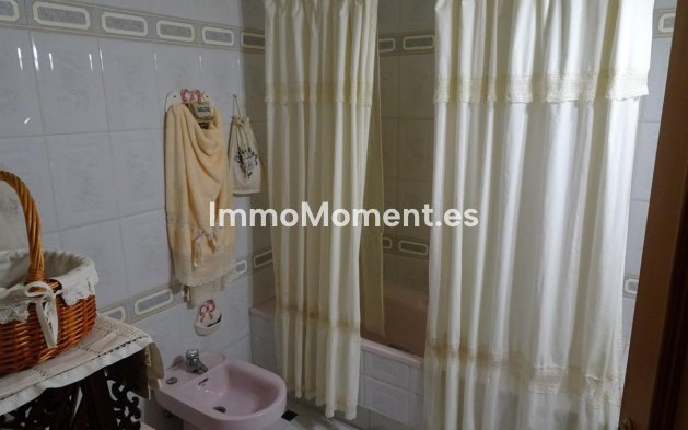 Resale - Apartment - Torremolinos - Montemar