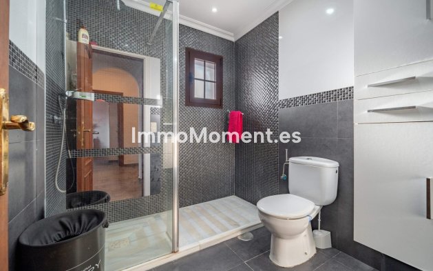 Wiederverkauf - Freistehende Villa - Estepona  - Estepona Centro