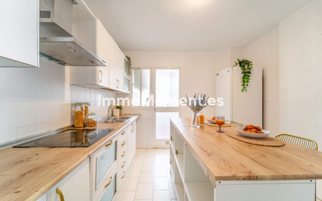 Resale - Apartment - Fuengirola - Fuengirola Centro