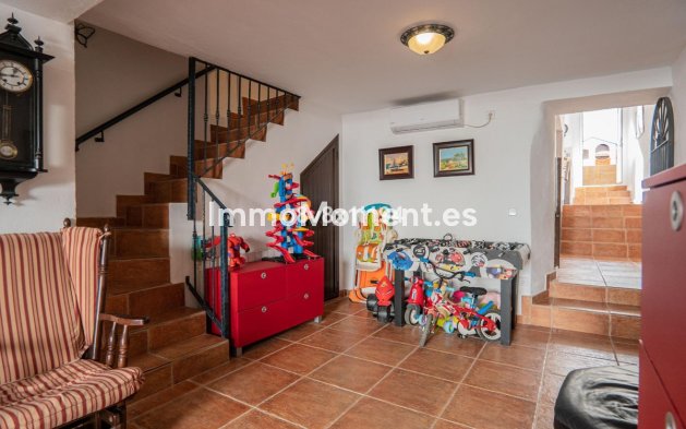 Resale - Detached villa - Inland  - Pizarra