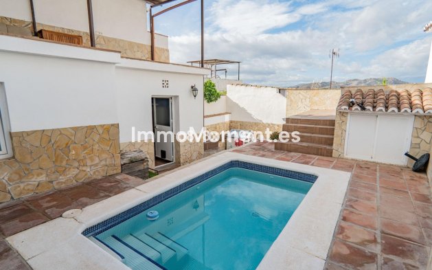 Resale - Detached villa - Inland  - Pizarra