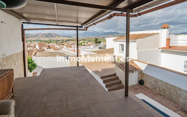 Resale - Detached villa - Inland  - Pizarra
