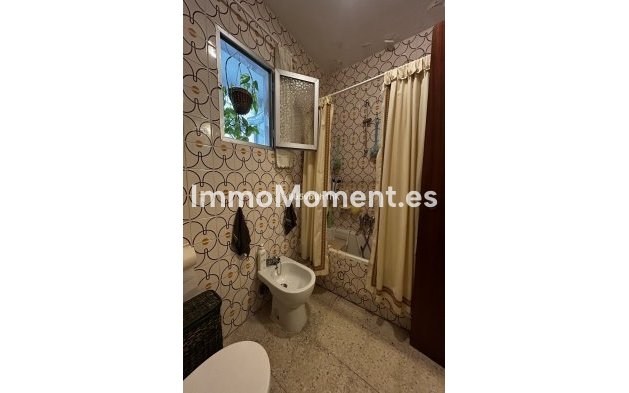 Resale - Apartment - Fuengirola - Fuengirola Centro