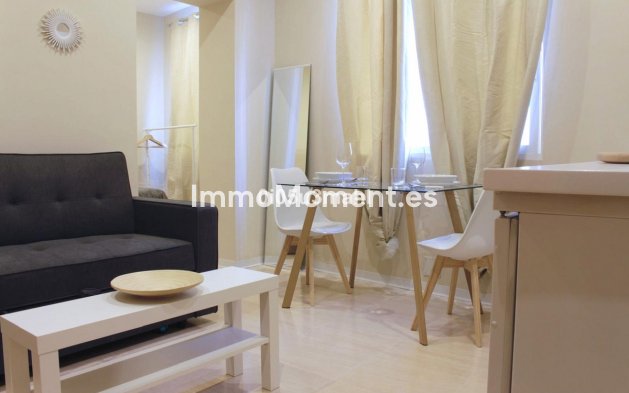Revente - Maison mitoyenne - Málaga - Martiricos
