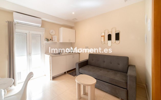 Revente - Maison mitoyenne - Málaga - Martiricos