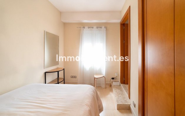 Revente - Maison mitoyenne - Málaga - Martiricos