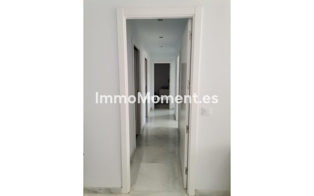 Resale - Apartment - Málaga - El Palo
