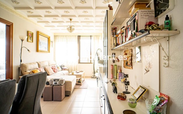 Resale - Apartment - Benidorm - Benidorm Centro