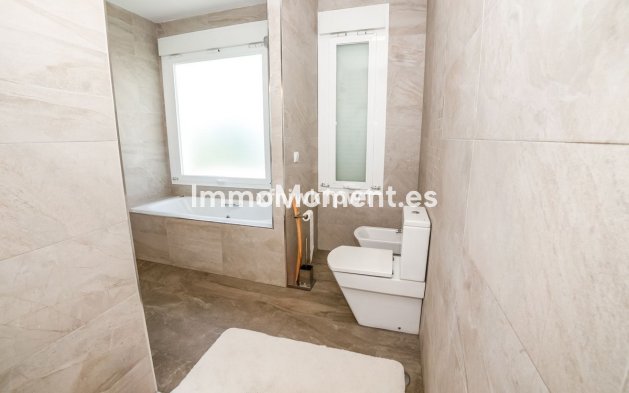 Resale - Detached villa - Mijas - Riviera Del Sol