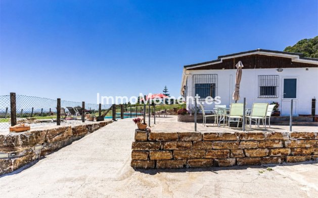 Bestaande woning - Landhuis - Estepona  - Estepona Centro