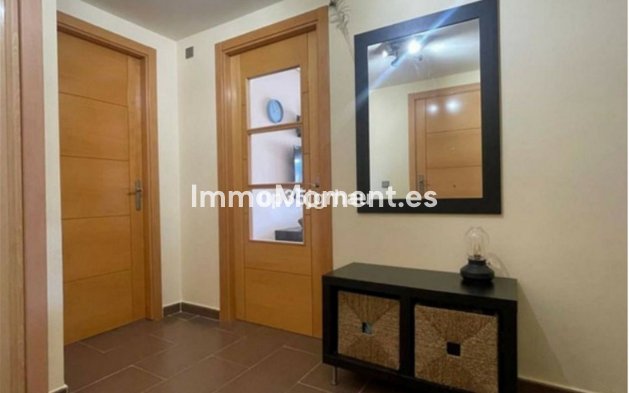 Resale - Apartment - Estepona - Selwo