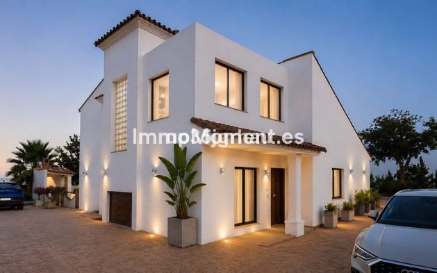 Reventa - Villa independiente - Estepona  - Estepona Centro