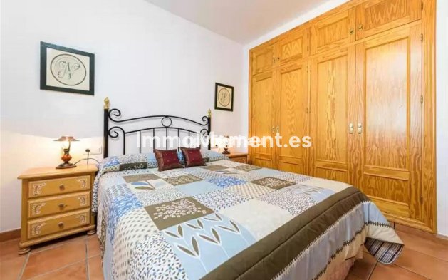 Reventa - Villa independiente - Estepona  - Estepona Centro