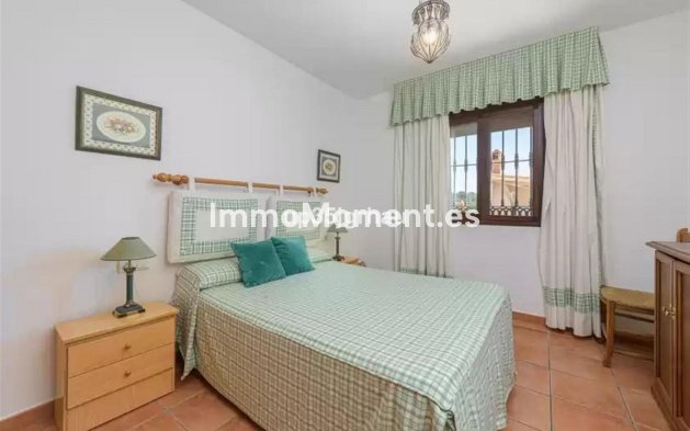 Reventa - Villa independiente - Estepona  - Estepona Centro