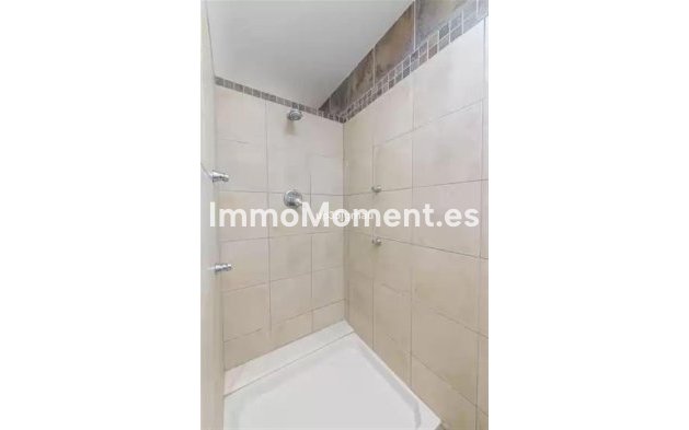 Reventa - Villa independiente - Estepona  - Estepona Centro