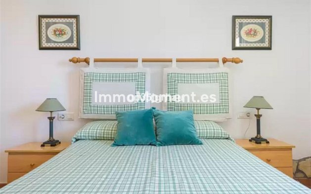 Reventa - Villa independiente - Estepona  - Estepona Centro