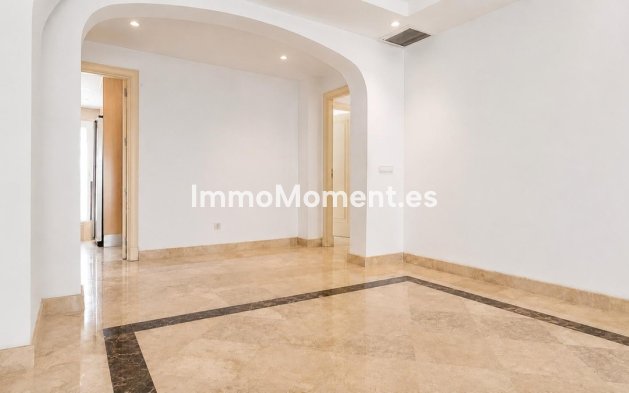Reventa - Apartamento - Marbella - Nagüeles