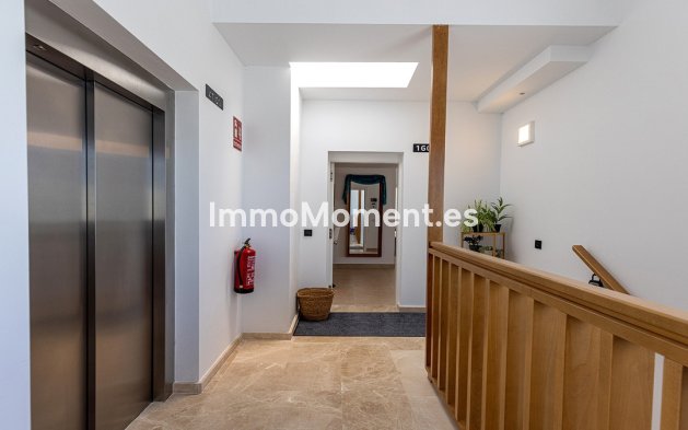 Resale - Apartment - Casares - Casares Centro