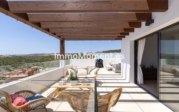 Resale - Apartment - Casares - Casares Centro