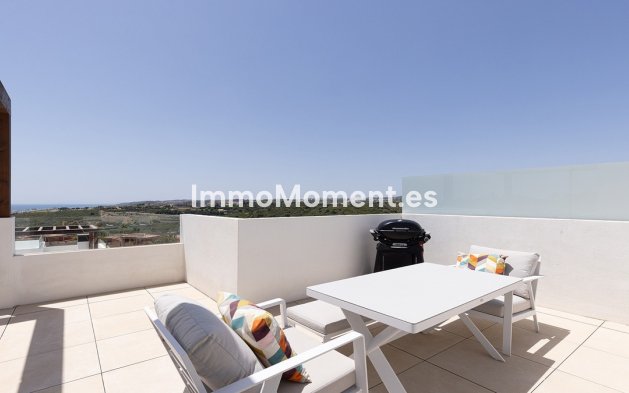 Resale - Apartment - Casares - Casares Centro