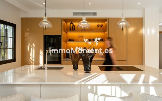 Wiederverkauf - Wohnung - Marbella - Nueva Andalucía