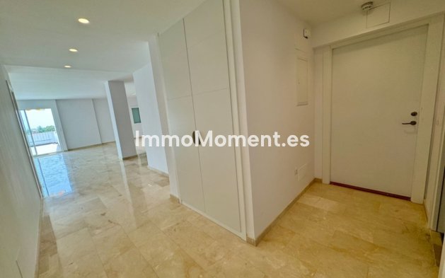 Reventa - Apartamento - Estepona  - Atalaya