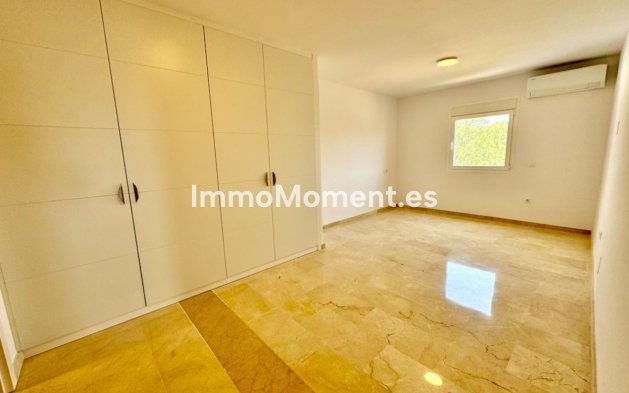 Reventa - Apartamento - Estepona  - Atalaya