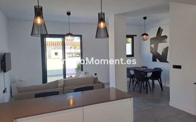 Bestaande woning - Appartement - Estepona  - Cancelada