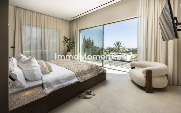 Resale - Detached villa - Marbella - Nueva Andalucía