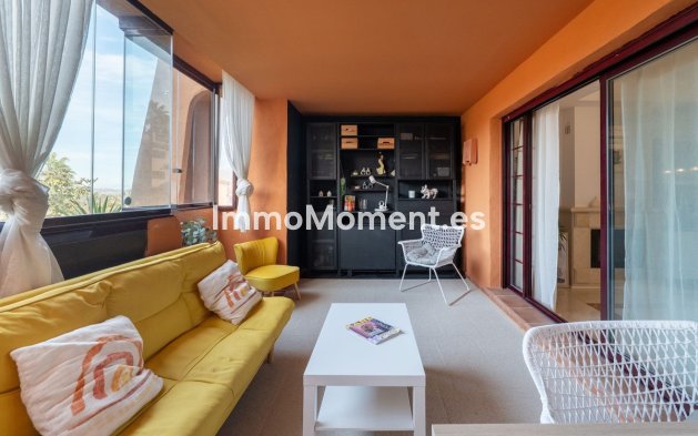 Resale - Apartment - Marbella - La Mairena