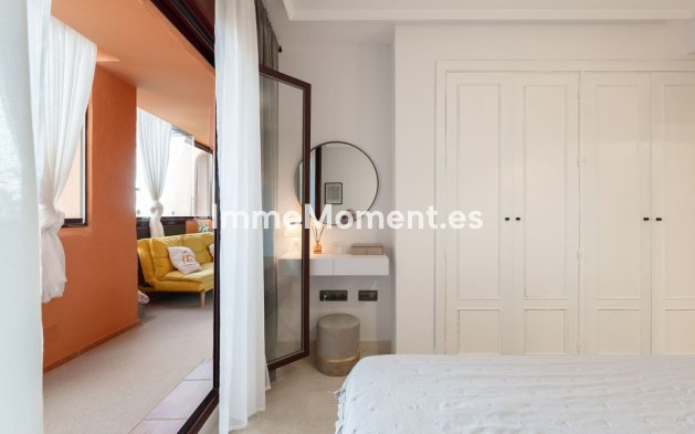 Resale - Apartment - Marbella - La Mairena