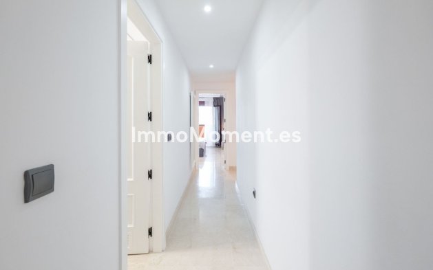 Resale - Apartment - Marbella - La Mairena