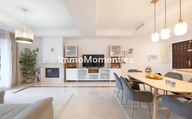Resale - Apartment - Marbella - La Mairena