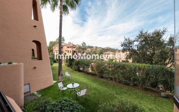 Resale - Apartment - Marbella - La Mairena