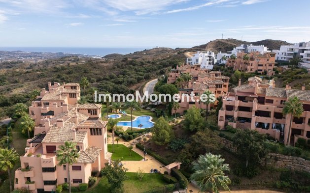Resale - Apartment - Marbella - La Mairena