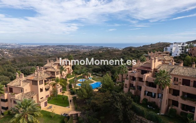 Resale - Apartment - Marbella - La Mairena
