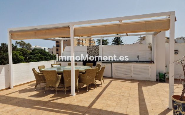Resale - Apartment - Torremolinos - La Carihuela