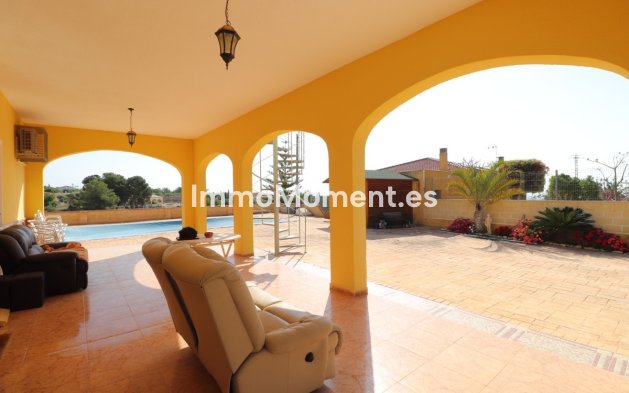 Resale - Detached villa - Albatera - Albatera Centro