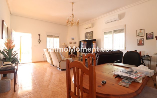 Resale - Detached villa - Albatera - Albatera Centro