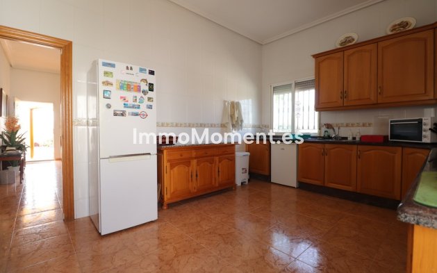 Resale - Detached villa - Albatera - Albatera Centro