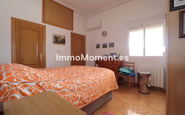 Resale - Detached villa - Albatera - Albatera Centro